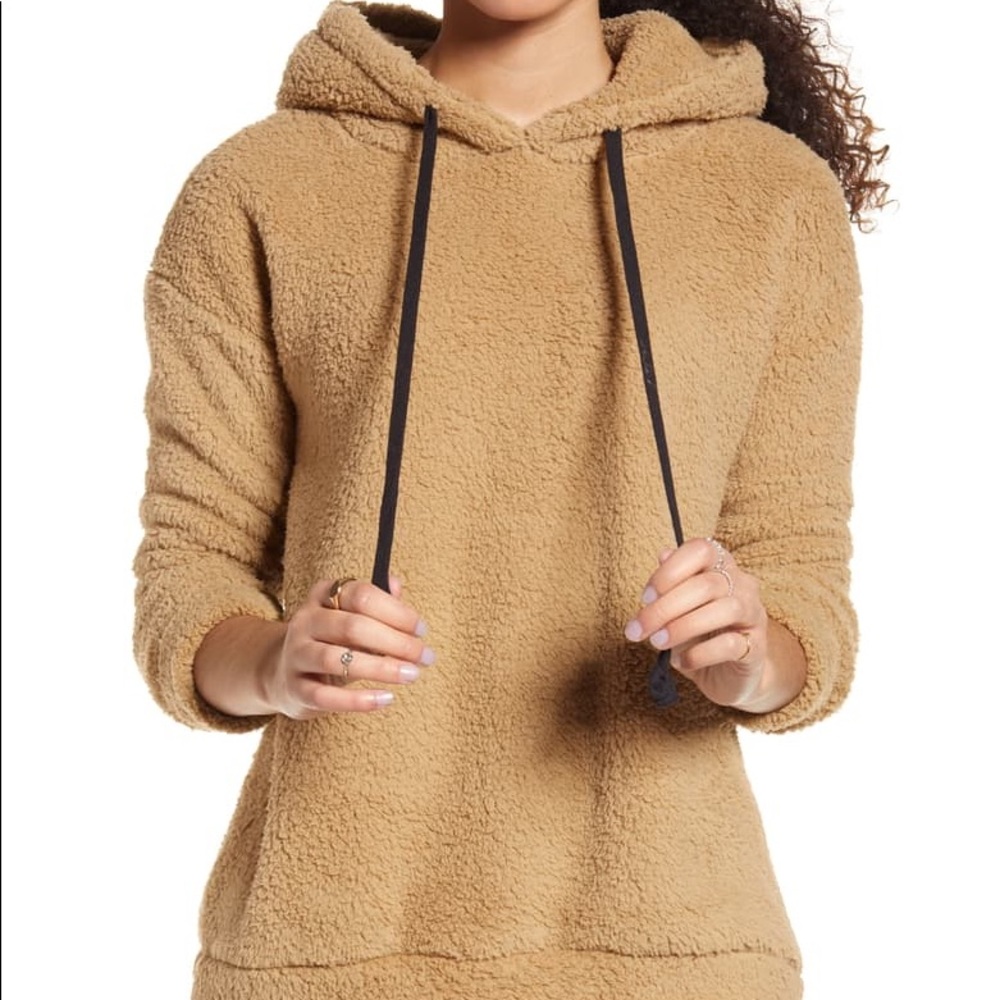 Love by Design Size Medium Plush Fleece Hoodie NEW